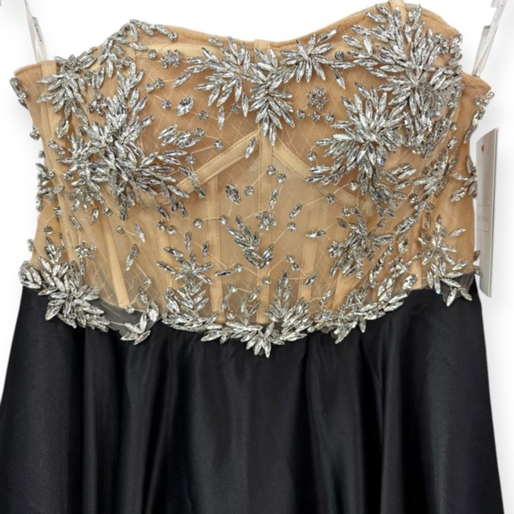NWT Mac Duggal Black Nude Strapless Embellished Bustier Ball Gown $898 - Size 8 - Picture 6 of 15